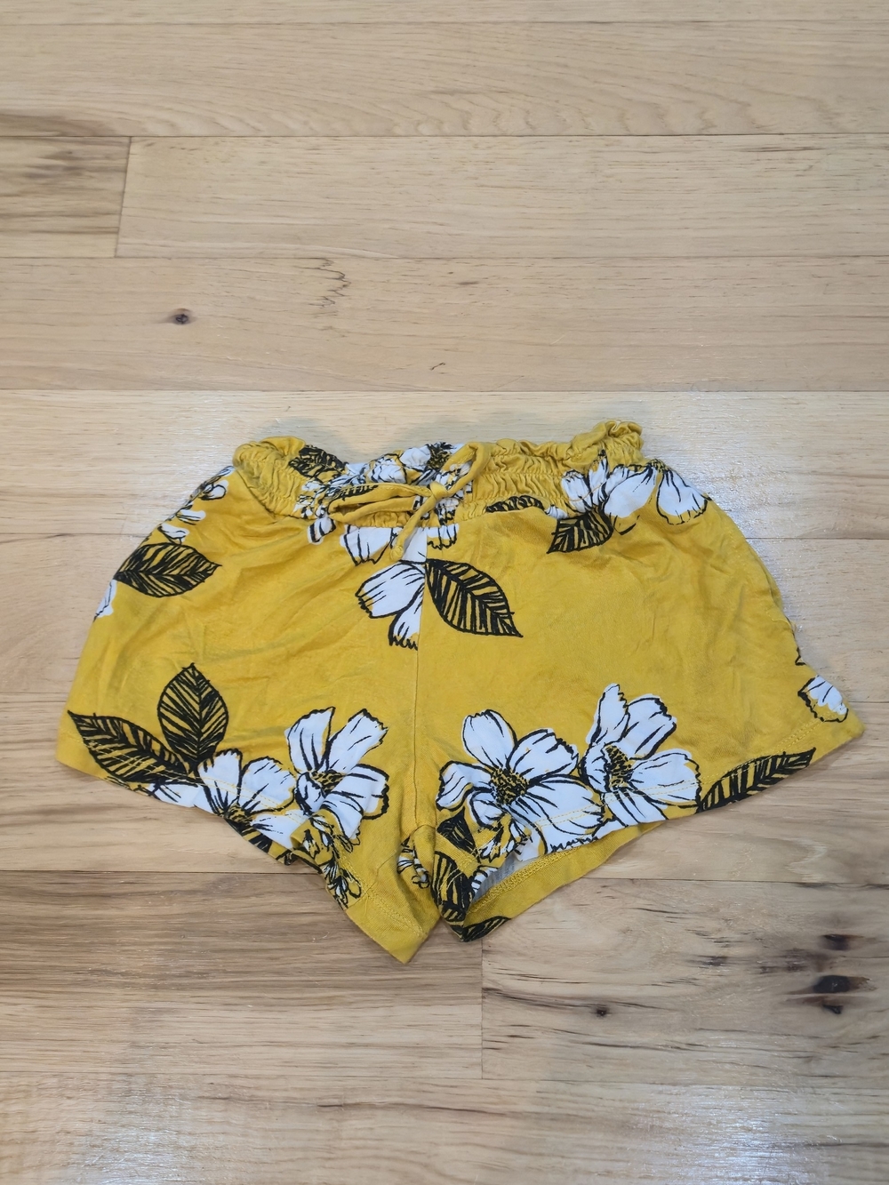 Bixby Nomad Yellow Floral Elastic Waist Shorts Size 4-5